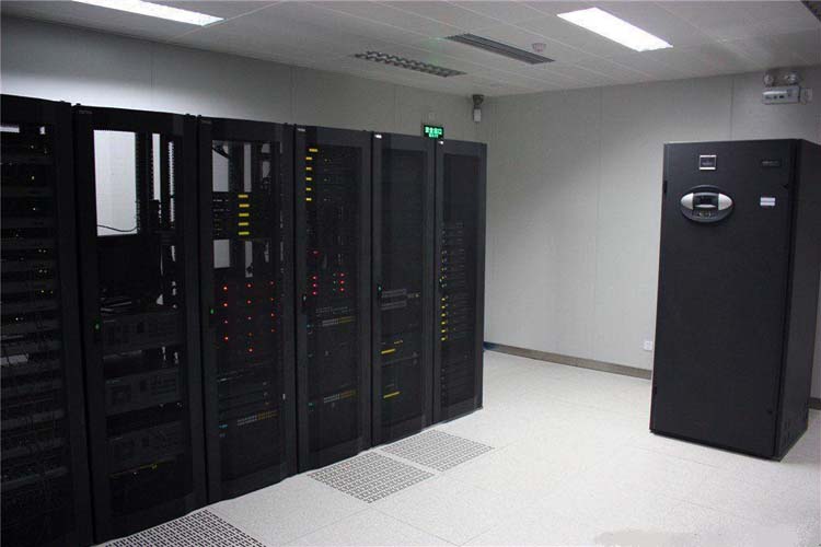 上海动力环境监控系统,上?；考嗫爻Ъ?动力环境监控系统