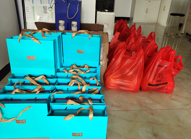 国庆中秋“撞满怀”，祝大家中秋快乐！